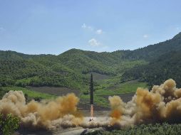 Las agencias de inteligencia estadunidenses y surcoreanas se están preparando para que el régimen de Kim Jong-un realice un nuevo lanzamiento. EFE/ARCHIVO