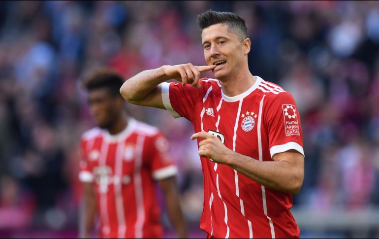 En el Allianz Arena, Julian Schuster en propia puerta abrió la cuenta bávara. Kinsgley Coman, Thiago Alcántara, Robert Lewandowski y Joshua Kimmich completaron el festival. AFP / C. Stache