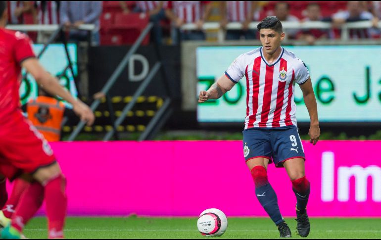 Alan Pulido jugará de inicio con el Rebaño. MEXSPORT/ARCHIVO