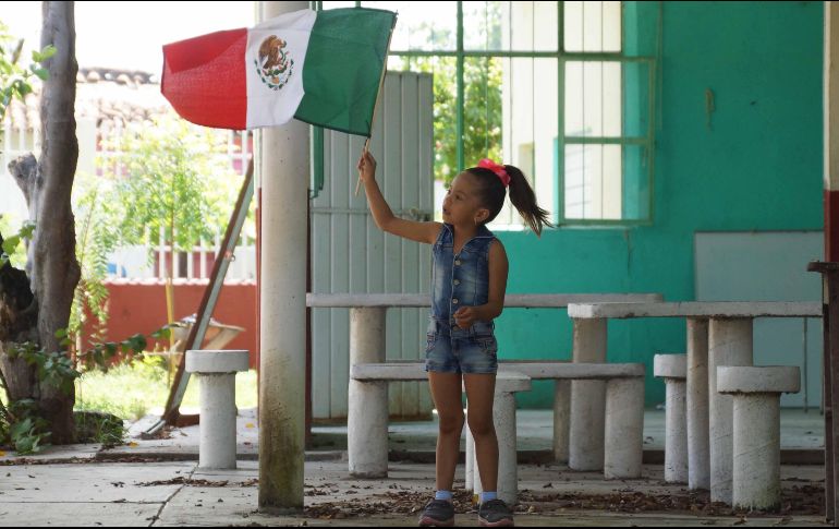 En Oaxaca se mantuvo la suspensión de clases en las regiones perjudicadas desde el sismo del 7 de septiembre. SUN/E. Hernández