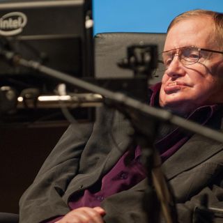 Stephen Hawking celebra el 'primer peldaño' hacia un nuevo método en física