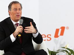 El secretario de Hacienda y Crédito Público, José Antonio Meade, durante su participación en el foro Impulsando a México. EL UNIVERSAL/L. Godínez