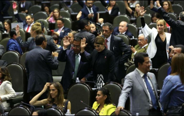 El dictamen fue aprobado en lo general, por la Cámara de Diputados, con 358 votos a favor y dos en contra, precisa la definición de 