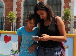 El 70% de los teléfonos inteligentes en México ya se conecta mediante redes 3G y 4G. AFP/Archivo