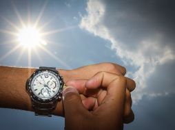 Reportan que en 2016 se reportó a nivel nacional un ahorro estimado en mil 542 millones de pesos, gracias a la implementación del Horario. NTX/ARCHIVO