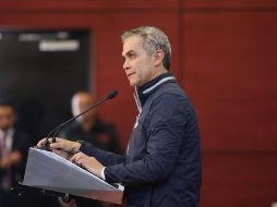 En las instalaciones del C5, Mancera realizó un recuento de los daños a un mes de que se registrara el sismo.TWITTER/@ManceraMiguelMX