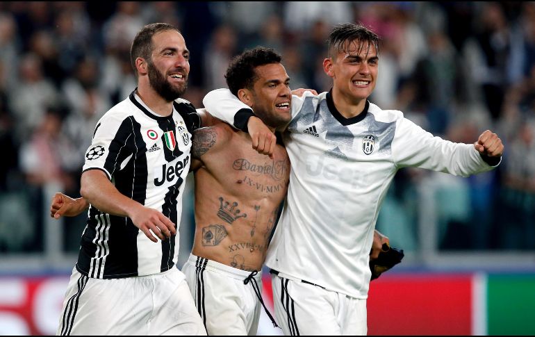 La UEFA otorga un premio básico de 12.7 MDE a cada uno de los equipos de la fase de grupos del torneo, además de bonificaciones por resultados y porciones de los derechos de televisión. AP / ARCHIVO