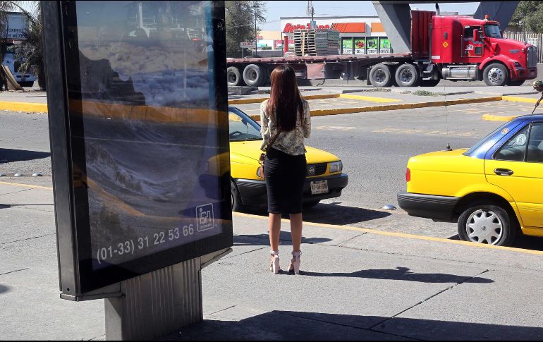 Según el Inegi, el 65.3 por ciento de los casos de violencia ocurren en la calle; 13 por ciento en el autobús o parabús. EL INFORMADOR/ARCHIVO