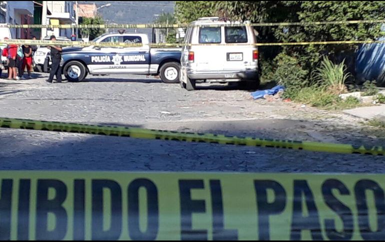 El cuerpo estaba frente al Templo del Sagrado Corazón de Jesús en la colonia Arenales Tapatíos. ESPECIAL/