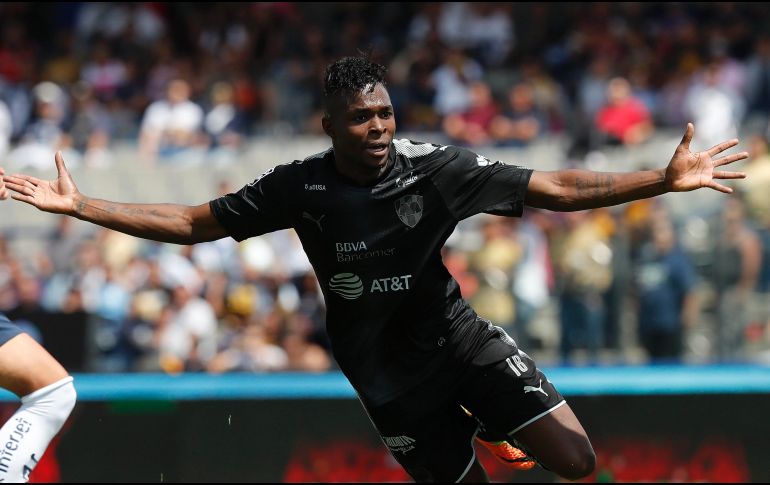 Avilés Hurtado anoto cruzado de derecha el único gol del partido. EFE/J. Núñez