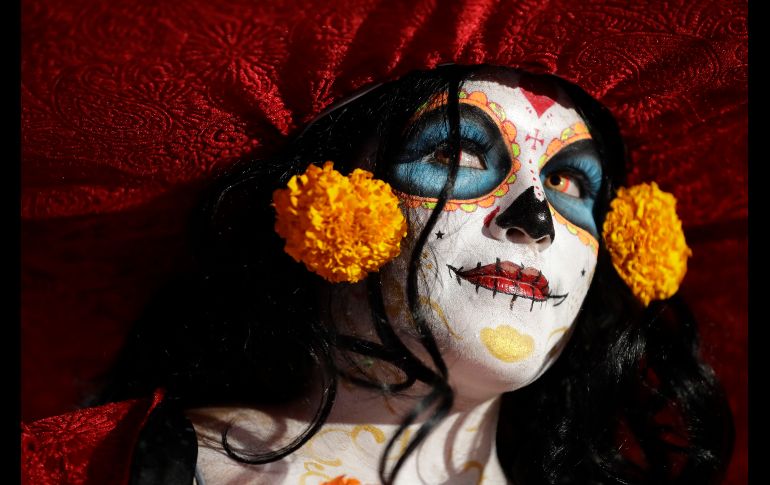 Una mujer participa en la llamada 