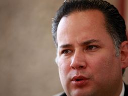 El pasado viernes Elías Beltrán informó que decidió cesar a Santiago Nieto por haber violado el Código de Conducta de la PGR. SUN/ARCHIVO