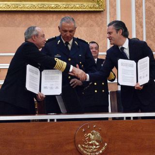 Firman convenio para apoyar educación de fuerzas armadas