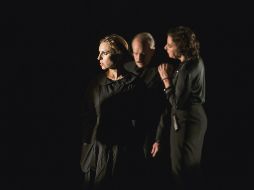 AVerónica Langer, Marina de Tavira y Juan Carlos Colombo dan vida a la pieza teatral. ESPECIAL