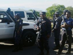 Los agentes dispersaron a la turba, rescataron a la víctima y la llevaron a un hospital. ESPECIAL