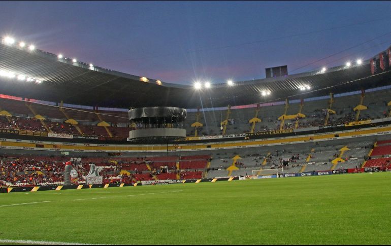 El juego fue suspendido el 8 de septiembre debido a que la pantalla central del estadio donde se jugaría el encuentro no estaba a una altura correspondiente según la normatividad de Protección Civil. MEXSPORT / ARCHIVO