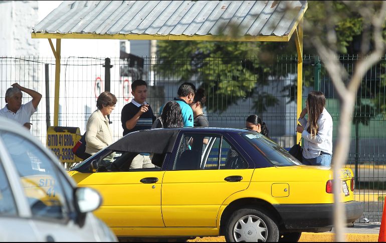 El registro estatal de taxis arrojó que de los 13 mil 969 existentes en la metrópoli, 62.47% son regulares, esto es, ocho mil 725. EL INFORMADOR / ARCHIVO