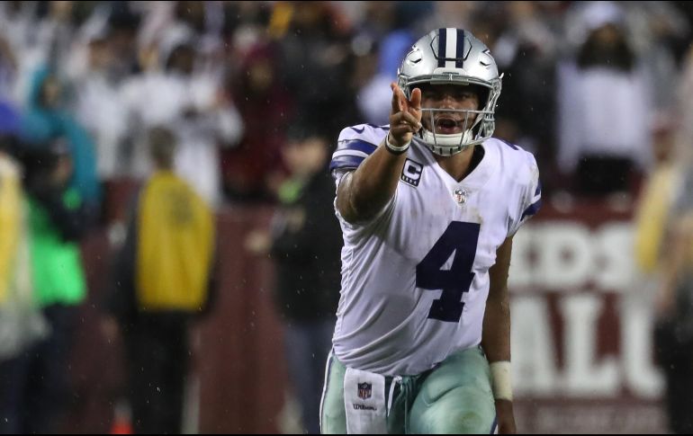 Prescott, el pasador de Dallas, completó 14 de 22 pases para 143 yardas.AFP/R. Carr