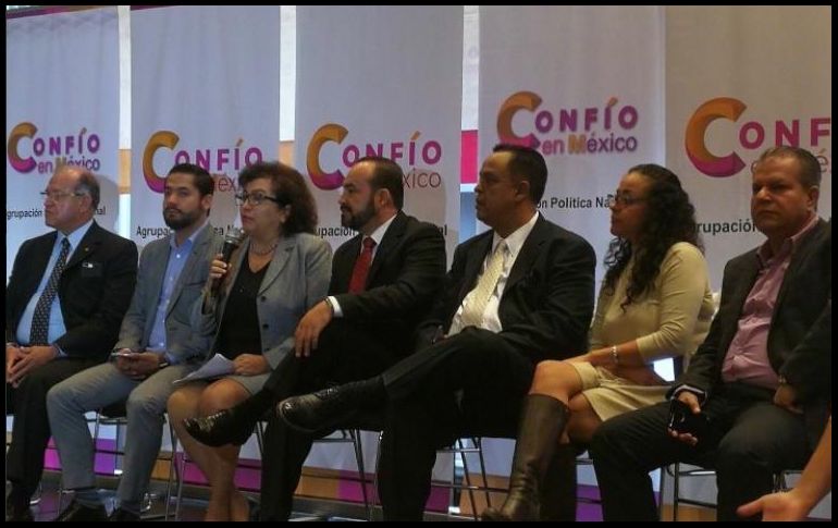 Alcaldes de Jalisco se reúnen para hablar sobre la centralización del presupuesto y las decisiones políticas. TWITTER/ @SergioChavez_D