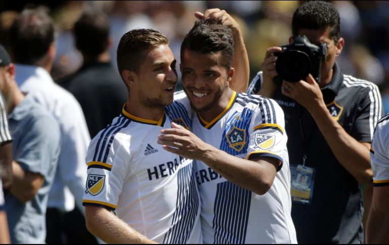 El mexicano Giovani dos Santos aparece entre las opciones de lo mejor del año en la liga estadounidense; la votación finalizará el 13 de noviembre. AP / ARCHIVO