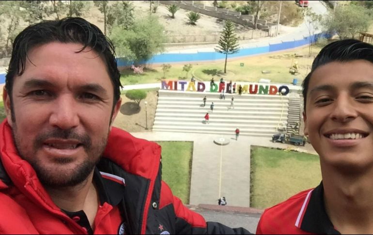 Diego Torres (izquierda) ya dirigió su primera primera práctica con el primer equipo ayer lunes en el estadio Caliente. TWITTER / @DTDIEGOTORRES