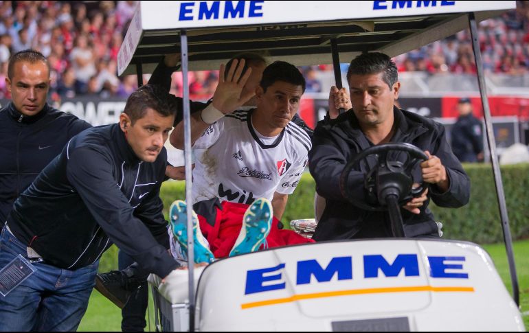 ''Nos preocupa por la calidad de jugador que es, el líder que es, seguiremos atentos su recuperación y rezamos porque no sea tan grave y lo recuperemos lo antes posible'', comentó el ''Profe''. MEXSPORT / E. Quintana