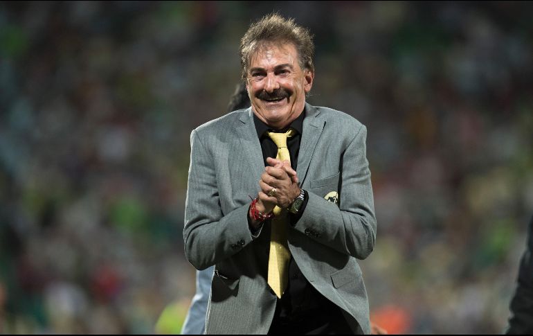 Durante una entrevista, La Volpe mostró sus logros para dirigir a la actual Selección bicampeona de América, como haber dirigido ya en un Mundial y una Copa Confederaciones. MEXSPORT / ARCHIVO