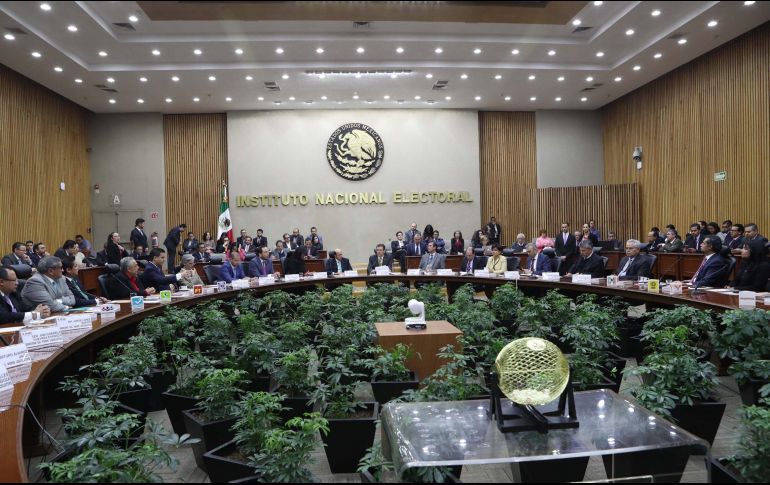 El procedimiento lo abrió la Unidad Técnica de lo Contencioso Electoral del INE tras la denuncia del representante de Morena ante el INE, Horacio Duarte. SUN / ARCHIVO
