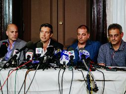 Los sobrevivientes ofrecieron una rueda de prensa luego del atentado del pasado martes. EFE/A. Vigaray