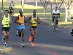 El atleta keniano Geoffrey Kenisi se encuentra entre los favoritos del maratón del próximo domingo. EL INFORMADOR / ARCHIVO