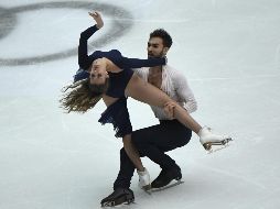 Patinadores hacen historia con rutina de récord