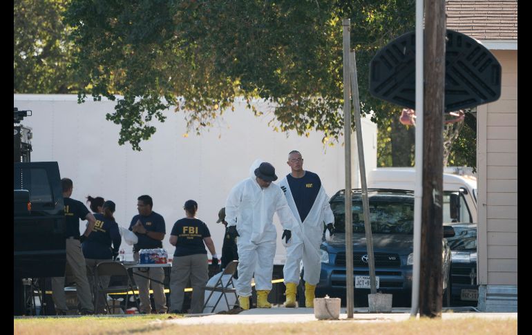 Personal del FBI llegó a la escena del crimen.