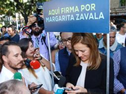 En el corte realizado por el Instituto Nacional Electoral (INE) a las 6 de la mañana de hoy, Zavala contaba con 65 mil 908 rúbricas de apoyo. FACEBOOK / Margarita Zavala