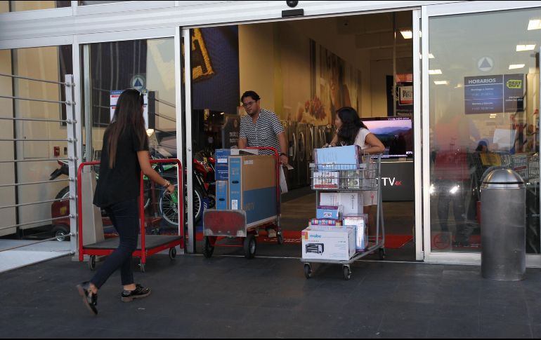 En octubre pasado registraron alzas anuales desestacionalizadas en sus cinco componentes económicos medidos por Banxico y el ICCE. EL INFORMADOR/Archivo