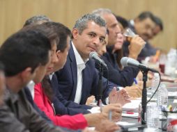 Señala que el líder del PAN ha fragmentado al Frente Ciudadano por México y ha pasado al tercer o cuarto lugar en las encuestas de preferencias electorales