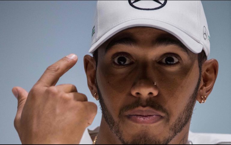 El conductor de la escudería Mercedes de la F1 fue mencionado en los documentos que revelaron que habría evitado el pago de más de cuatro MDD en impuestos por un jet privado. AFP / N. Almeida