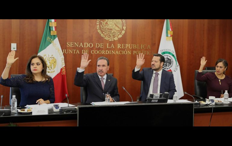 Emilio Gamboa pidió dejar constancia de que hay legisladores que no quieren seguir con el proceso del fiscal. SUN / ESPECIAL