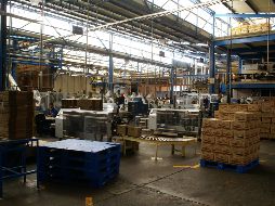 La empresa tapatía Sánchez y Martín es la responsable de fabricar y comercializar jabón Lirio y otra decena de productos. ESPECIAL