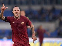 Nainggolan tampoco podrá disputar el amistoso de los Diablos Rojos ante Japón, que se disputará el próximo martes. TWITTER/OfficialASRoma