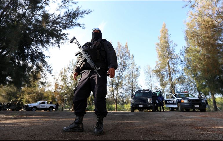 Las mantas aparecieron un día después de que la dependencia federal aseguró combustible de procedencia ilícita en ese municipio. EFE / ARCHIVO