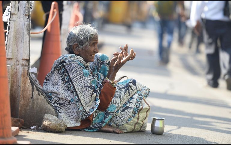 Los indigentes no podrán regresar a la ciudad hasta el 7 de enero, según el decreto. AFP / N. Seelam