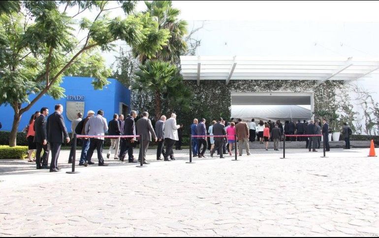 El IPADE fue fundado en 1967 por empresarios; se enfoca en el perfeccionamiento de las habilidades directivas de la comunidad empresarial. FACEBOOK / IPADE Business School sede Guadalajara