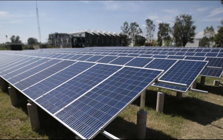 “La idea es dejar de ver la Reforma Energética como amenaza y buscar socios comerciales estratégicos que nos ayuden a mejorar la generación de energía local”, dice Sergio Medina. EL INFORMADOR/ARCHIVO