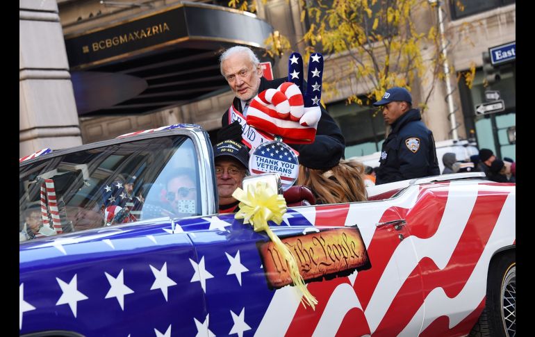 Este año el desfile conmemoró el centenario de la entrada de EU en la Primera Guerra Mundial y dio relevancia especial a las Fuerzas Aéreas estadounidenses. AFP / M. Loccisano