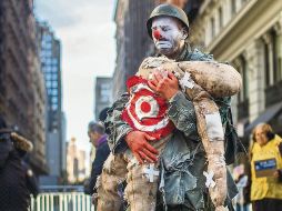Colores de la guerra. El desfile de Nueva York conmemoró este año el centenario de la entrada de EU en la Primera Guerra Mundial y dio una relevancia especial a las Fuerza Aérea. AP