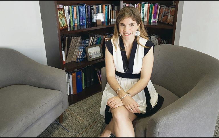 Colaboración. Marian Rojas agradeció al Instituto Panamericano de Alta Dirección de Empresas (IPADE) por permitirle impartir conferencias, cursos y talleres. EL INFORMADOR/I. Martínez