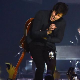 Shawn Mendes y U2 brillan en los MTV EMA 2017