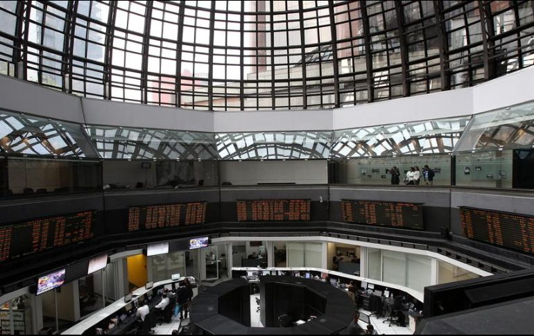  El grupo financiero Ve por Más (BX+) comenta que los principales índices accionarios estadounidenses anticipan una apertura negativa esta mañana. EFE / ARCHIVO