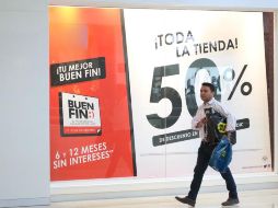 Según encuesta, el pago en efectivo continúa perdiendo terrero, ya que sólo una cuarta parte de la gente usará billetes para financiarse. EL INFORMADOR / ARCHIVO