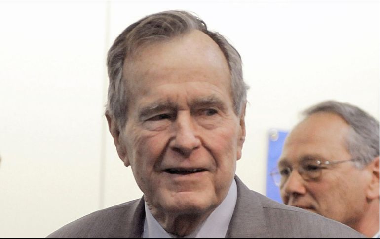 George H. W. Bush, quien ahora tiene 93 años de edad, fue presidente de Estados Unidos de 1989 a 1993. AP / P. Sullivan